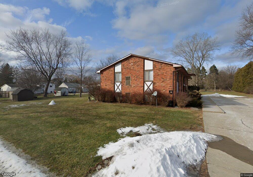 228 W Hill St, Davison, MI 48423 - photo 1