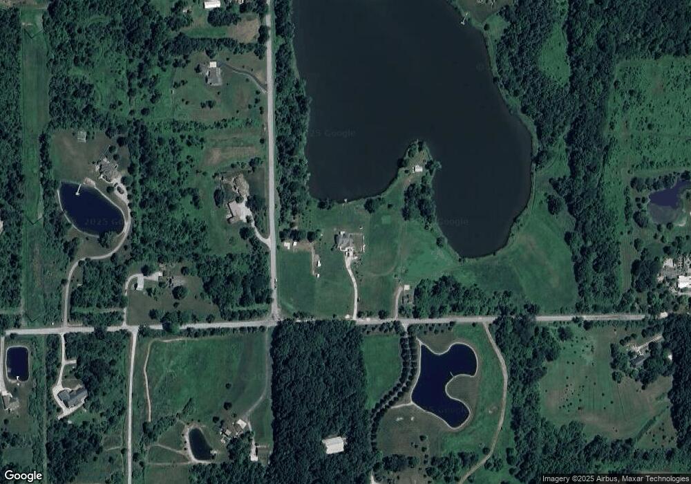 8571 Hollopeter Rd, Leo, IN 46765 - photo 1