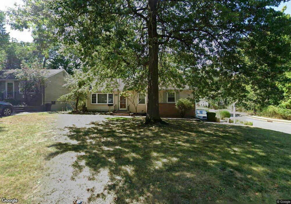 63 W Lawn Rd, Livingston, NJ 07039 - photo 1