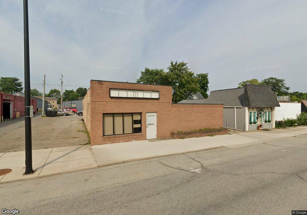 221 N Main St, Elkhart, IN 46516 - photo 1