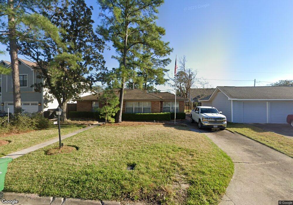 1247 Cheshire Ln, Houston, TX 77018 - photo 1