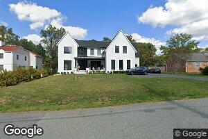 9435 Rosehill Dr, Bethesda, MD 20817