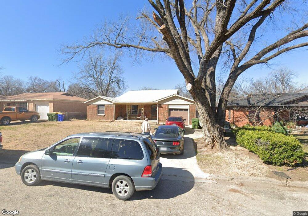860 Sandell Dr, Fort Worth, TX 76108 - photo 1