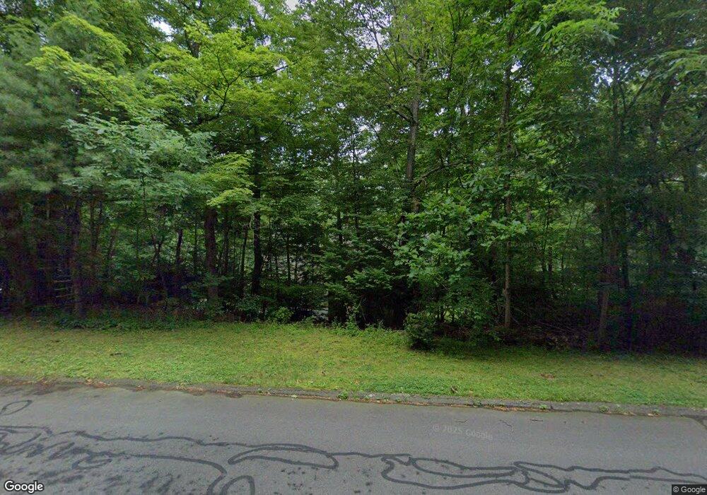 11 Highwood, Simsbury, CT 06070 - photo 1