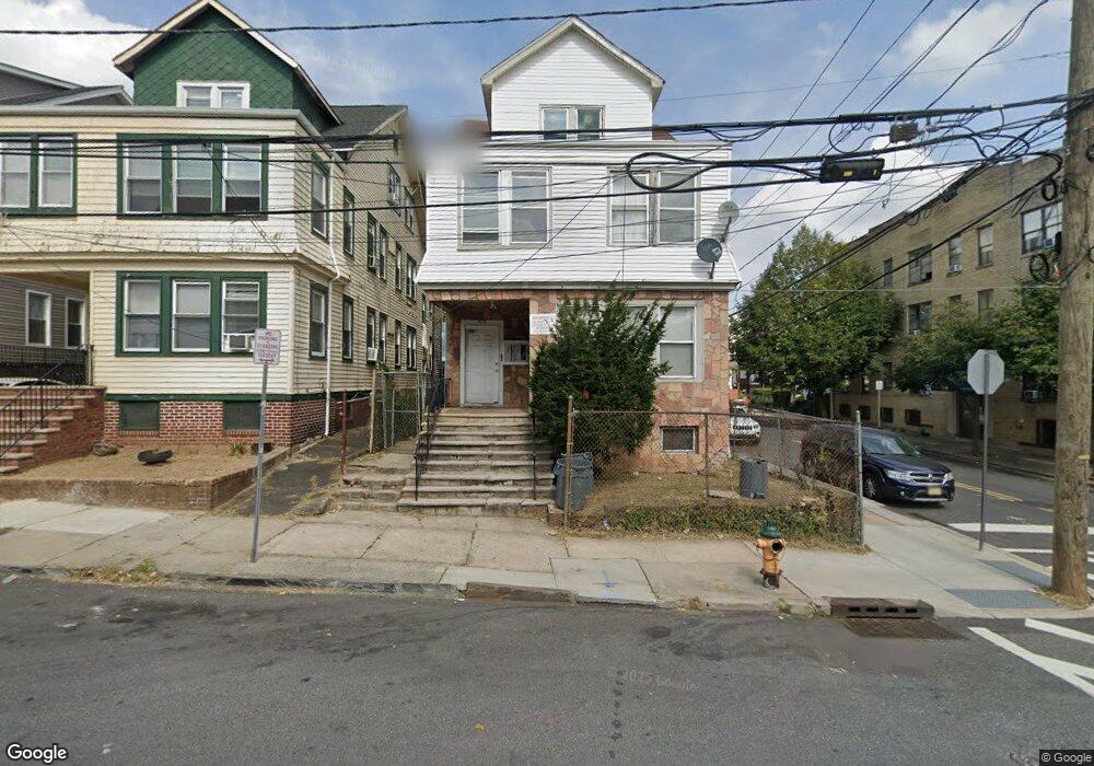 295 Renner Ave unit 2, Newark, NJ 07112 - photo 1