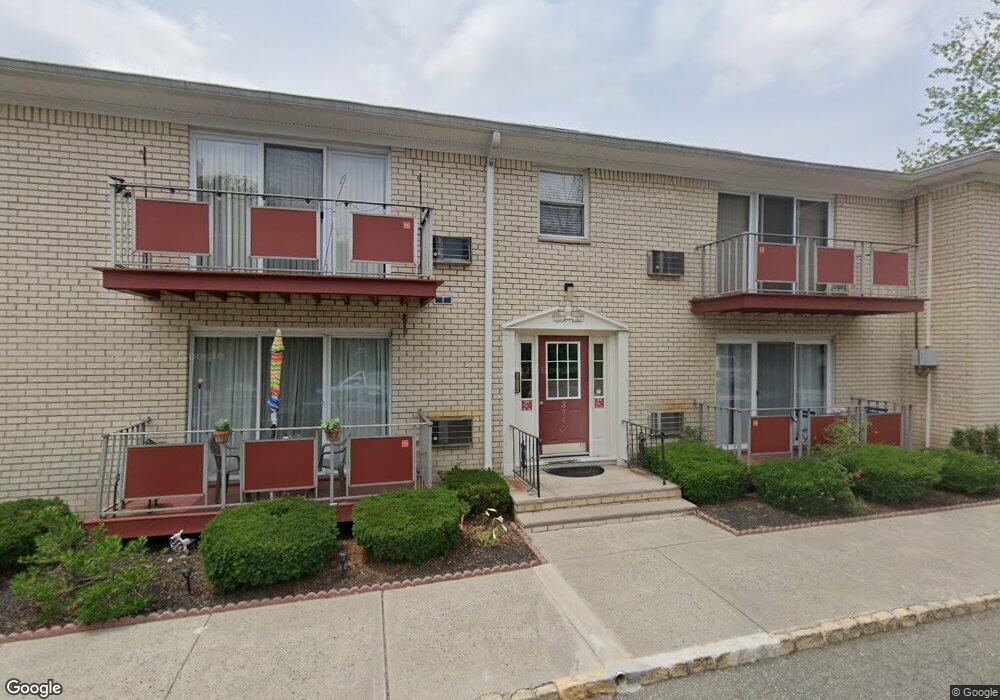 374 Hoover Ave, Bloomfield, NJ 07003 - photo 1