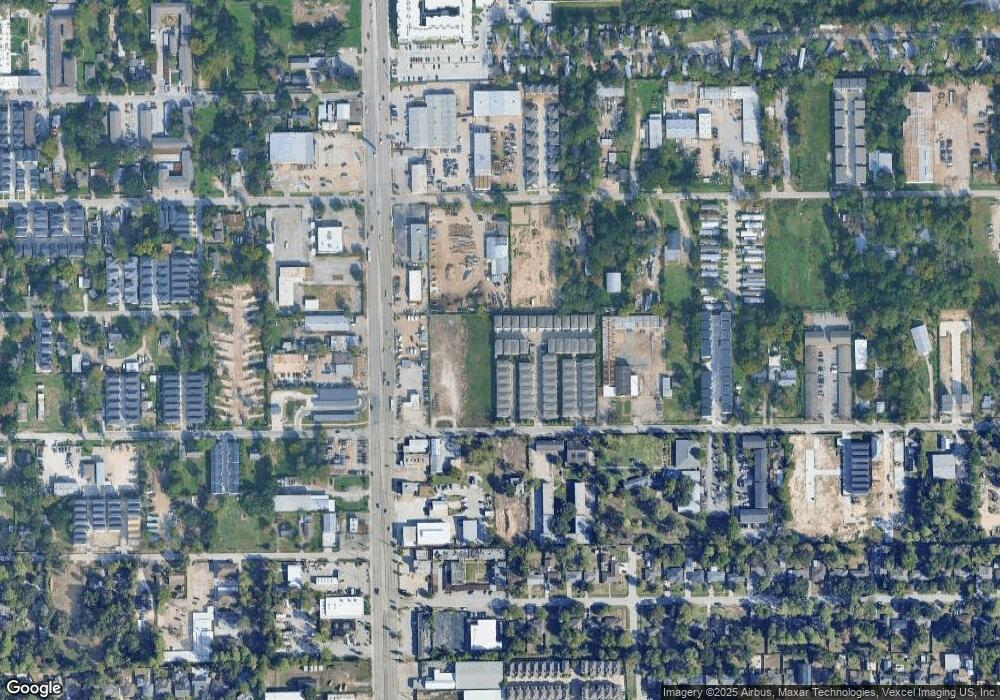 625 Thornton Oaks Ln, Houston, TX 77018 - photo 1