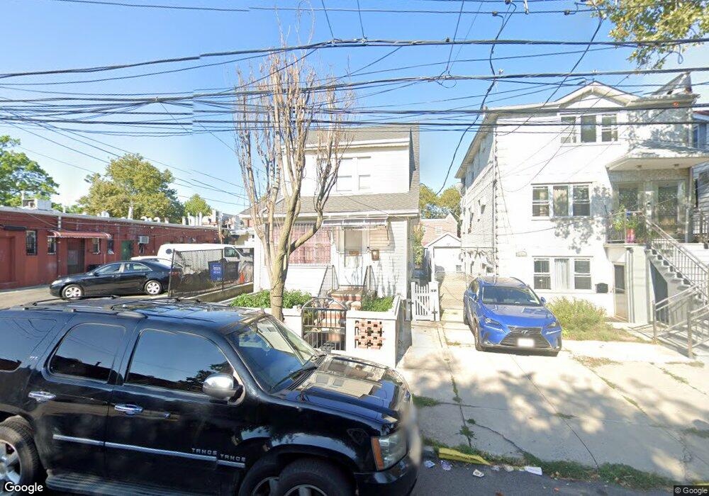 5948 159th St, Fresh Meadows, NY 11365 - photo 1