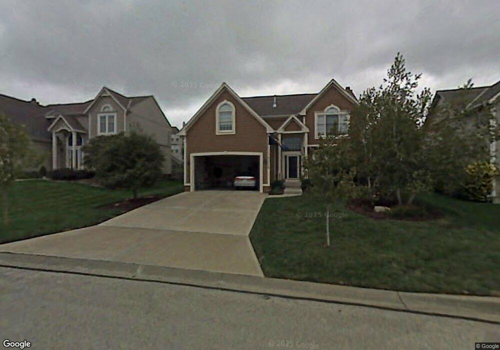 21710 W 98th St, Lenexa, KS 66220 - photo 1