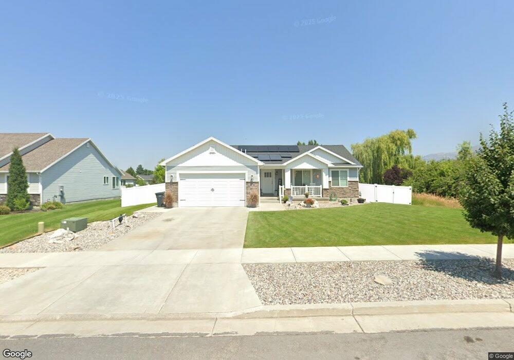 463 E 400 S, Hyrum, UT 84319 - photo 1