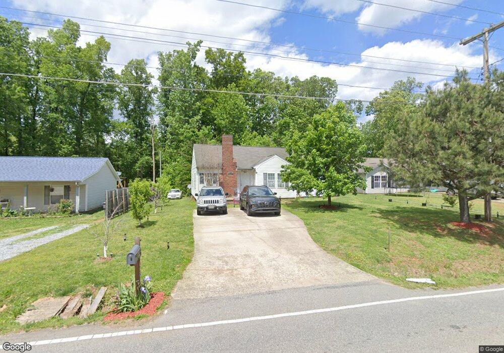 2809 Triangle Lake Rd, High Point, NC 27260 - photo 1