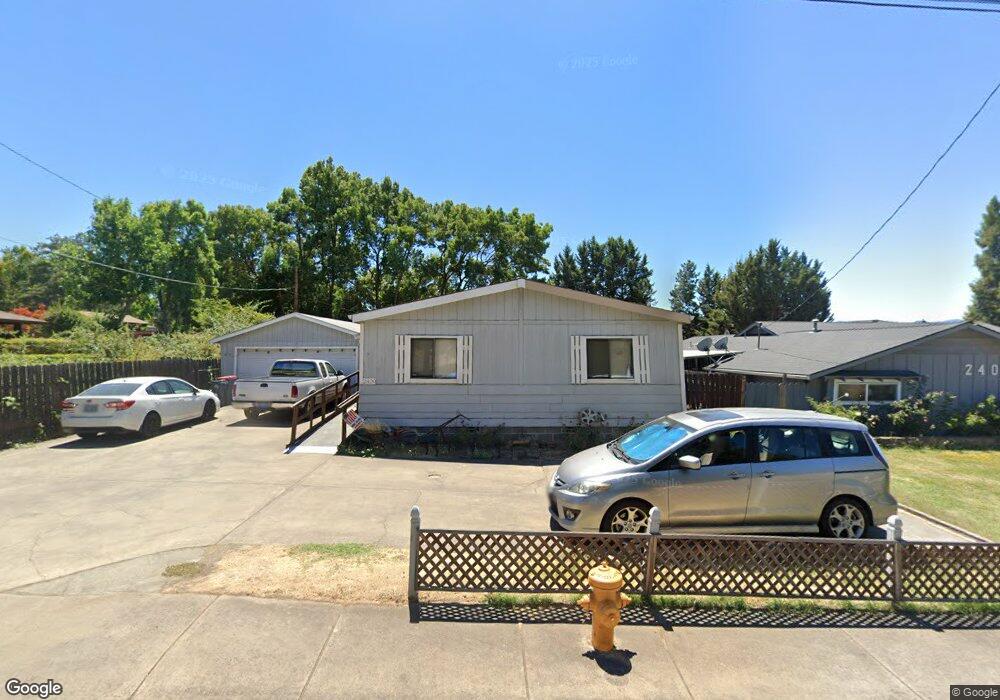 2420 E McAndrews Rd, Medford, OR 97504 - photo 1
