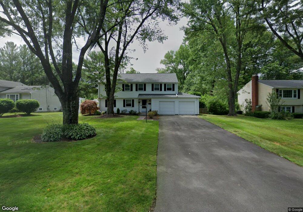 71 Bainton Rd, West Hartford, CT 06117 - photo 1