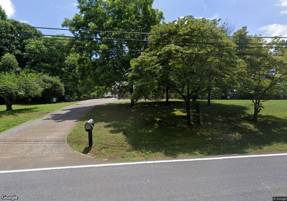 610 Pinecrest Rd, Canton, GA 30115 - photo 1