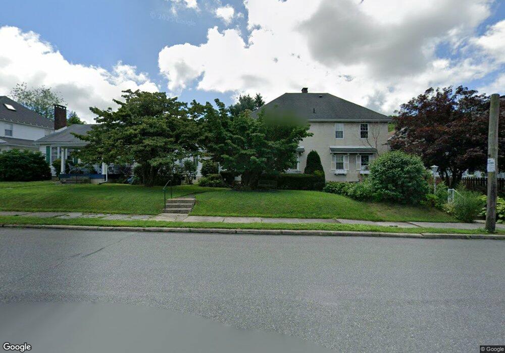 124 W Bertsch St, Lansford, PA 18232 - photo 1