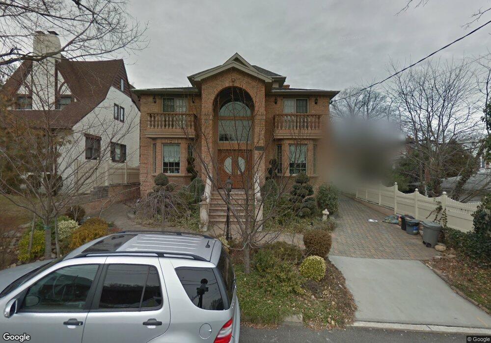 22207 41st Ave, Bayside, NY 11361 - photo 1