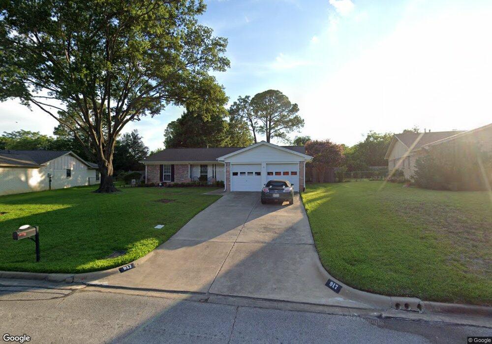 917 Warwick St, Bedford, TX 76022 - photo 1