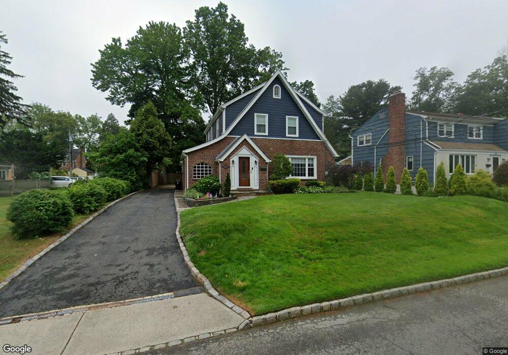 244 Schenck Ave, Great Neck, NY 11021 - photo 1