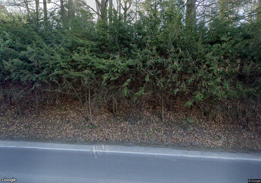 989 Lakeside Dr, Harveys Lake, PA 18618 - photo 1