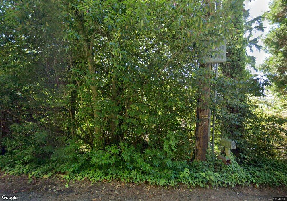 8411 W Mercer Way, Mercer Island, WA 98040 - photo 1