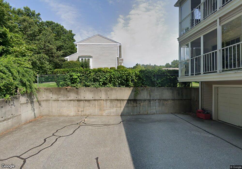 613 Meadowecrest Cir, Ludlow, MA 01056 - photo 1