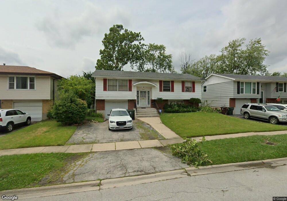 17016 Elm Dr, Hazel Crest, IL 60429 - photo 1