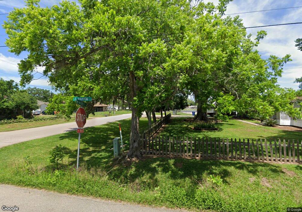 406 Marion St, Brazoria, TX 77422 - photo 1