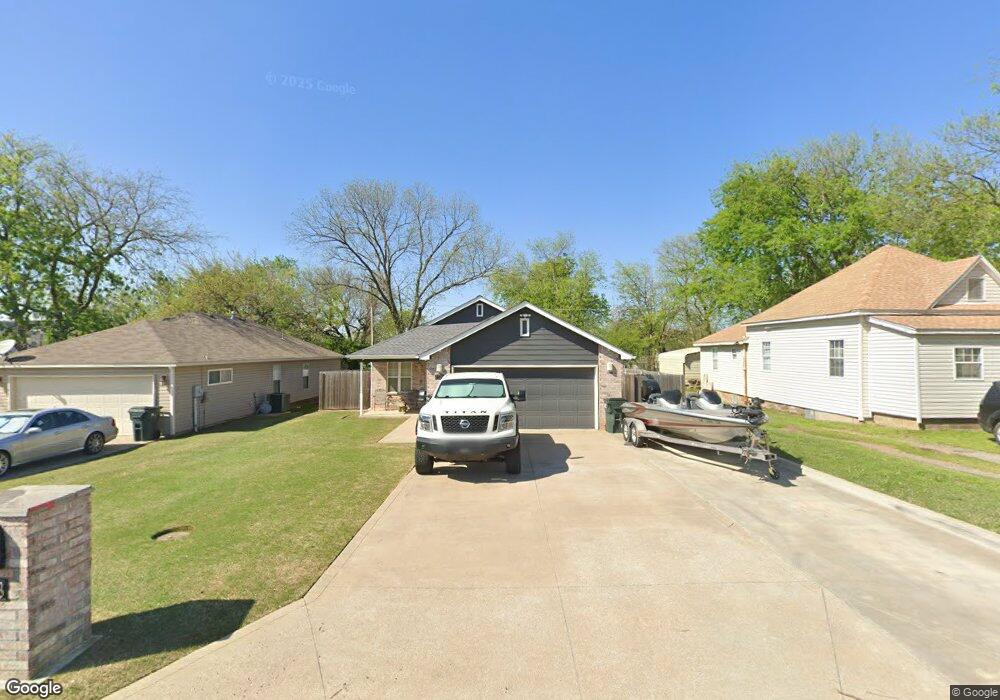1123 E Jones Ave, Sapulpa, OK 74066 - photo 1
