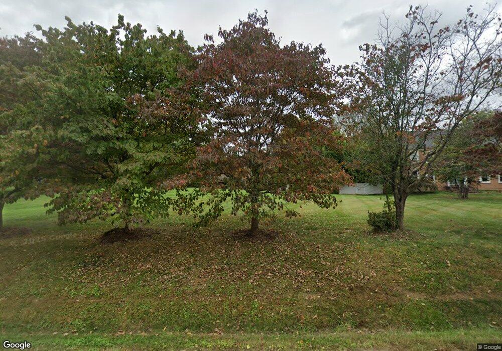 12415 Macao Ct, Herndon, VA 20171 - photo 1