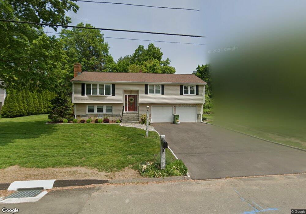 37 Brewster Place, Trumbull, CT 06611 - photo 1