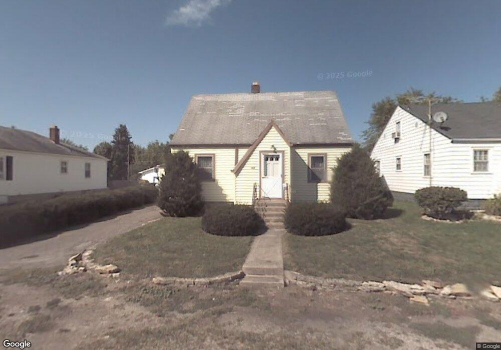 1810 E 22nd St, Muncie, IN 47302 - photo 1