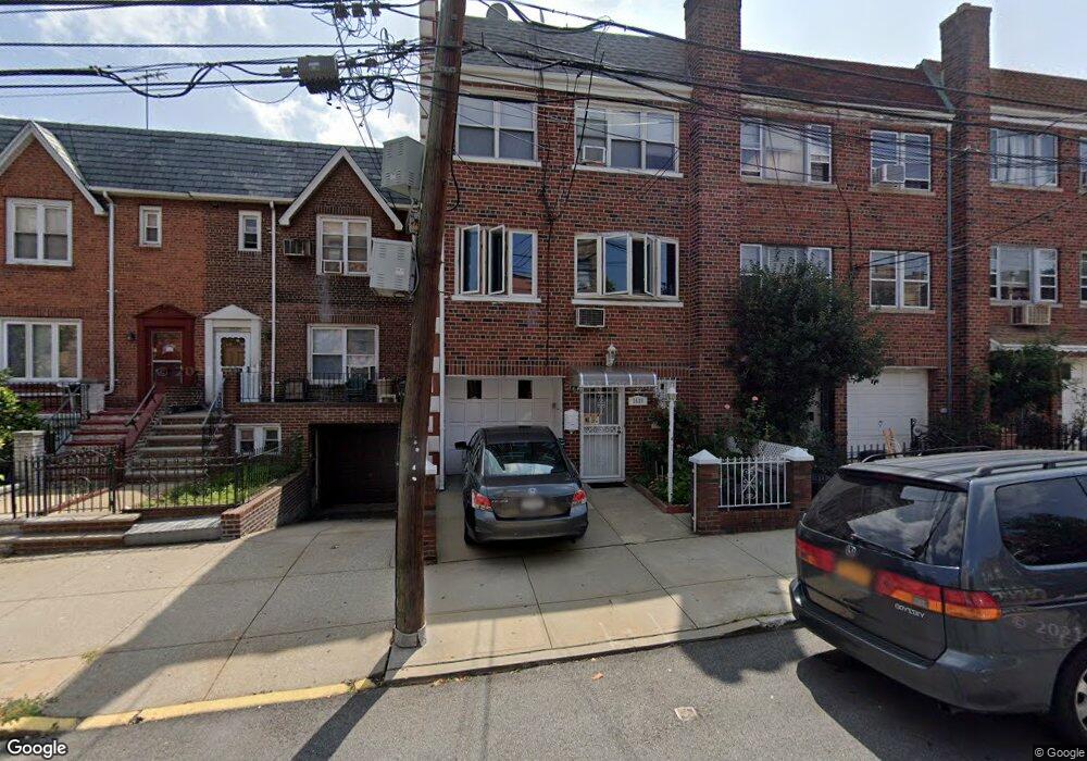 2529 42nd St, Astoria, NY 11103 - photo 1