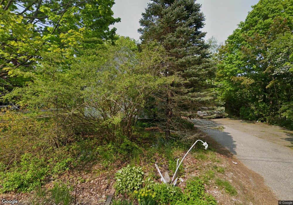 18 Maple Ave, Freeport, ME 04032 - photo 1