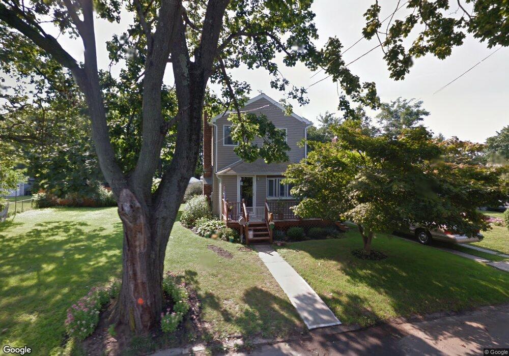 86 Winganhauppauge Rd, Islip, NY 11751 - photo 1