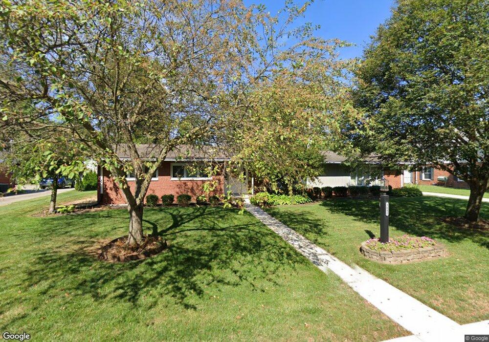 3642 Westenedge Dr, Columbus, IN 47203 - photo 1