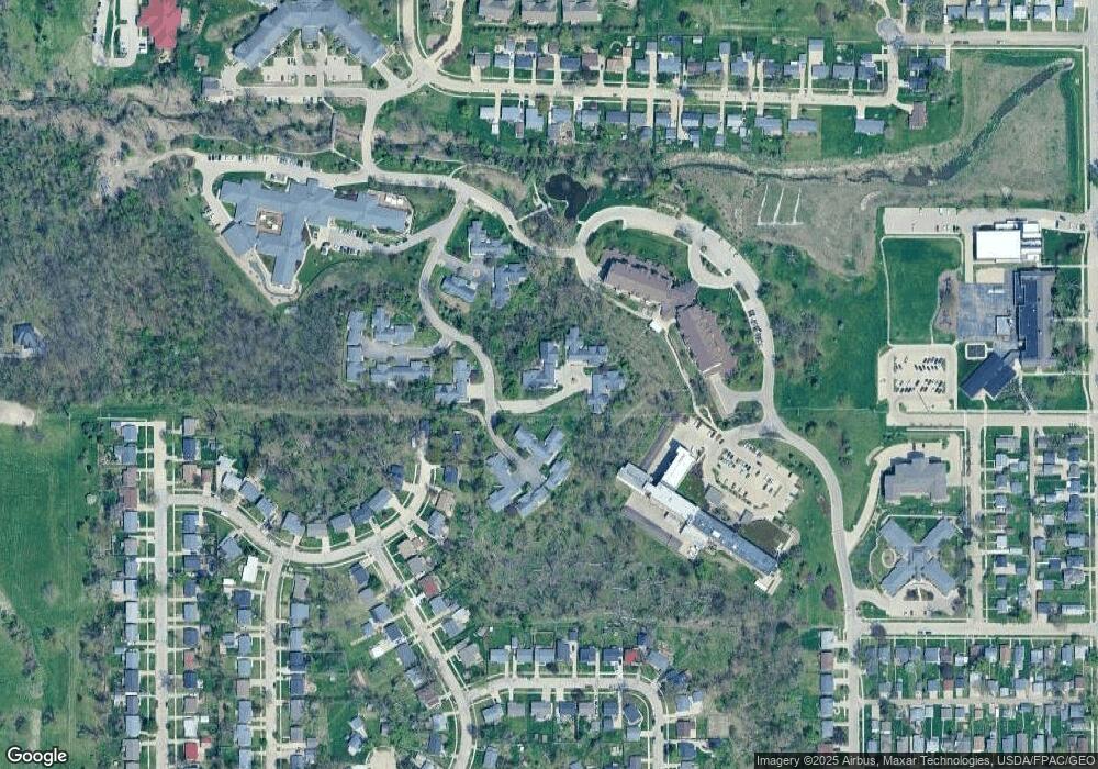 1311 Brendel Hill Dr NW, Cedar Rapids, IA 52405 - photo 1