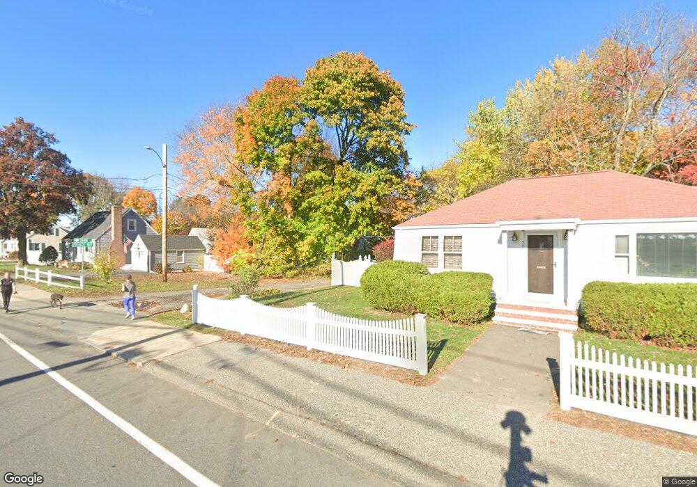 6 Shore Rd, Wakefield, MA 01880 - photo 1