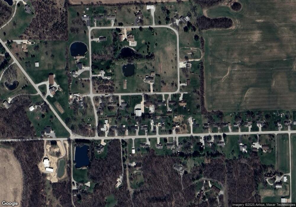 7606 Cedarcrest Dr, Leo, IN 46765 - photo 1