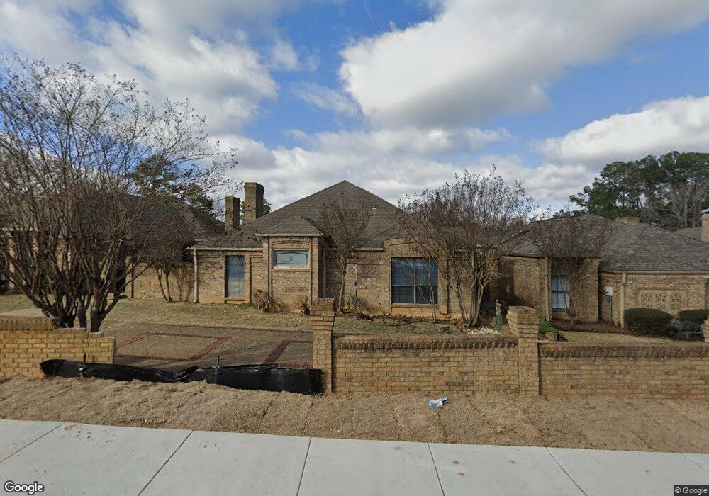 206 Cambridge Rd, Tyler, TX 75703 - photo 1