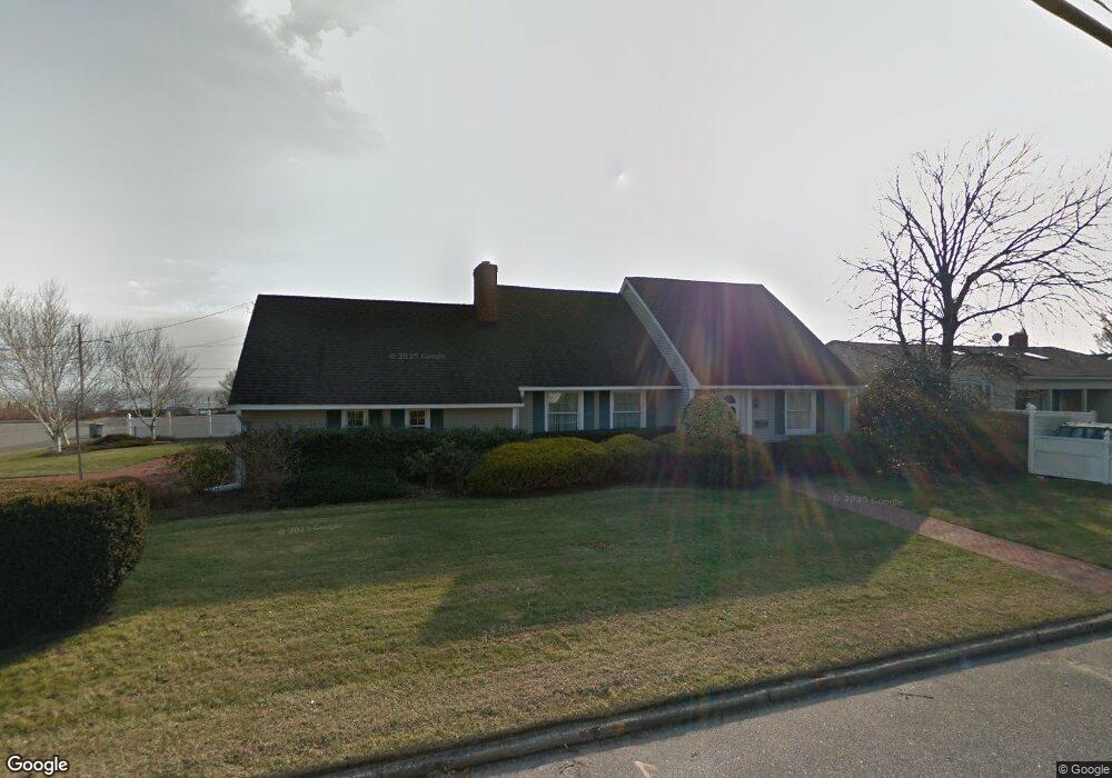 32 Nancy Dr, Sayville, NY 11782 - photo 1