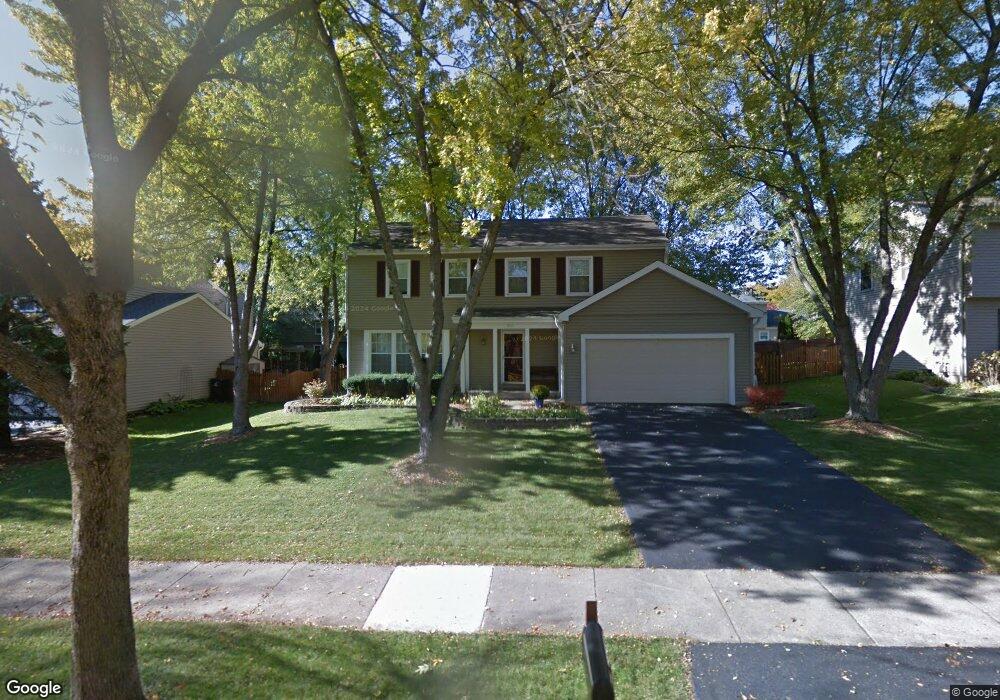 201 Briarheath Ln, Naperville, IL 60565 - photo 1