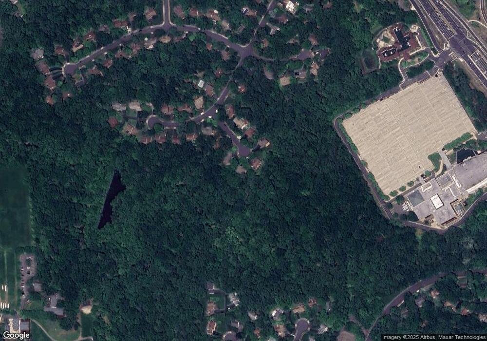 1428 Trapline Ct, Vienna, VA 22182 - photo 1