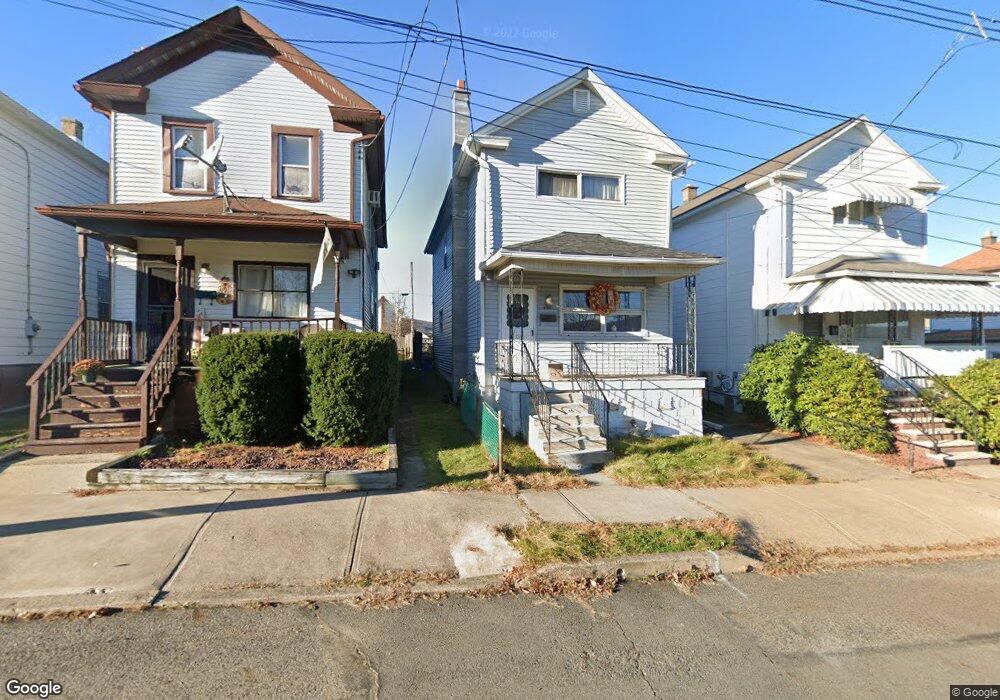 424 E Field St, Nanticoke, PA 18634 - photo 1