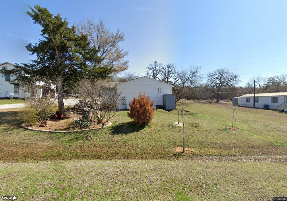 229 First St, Gainesville, TX 76240 - photo 1