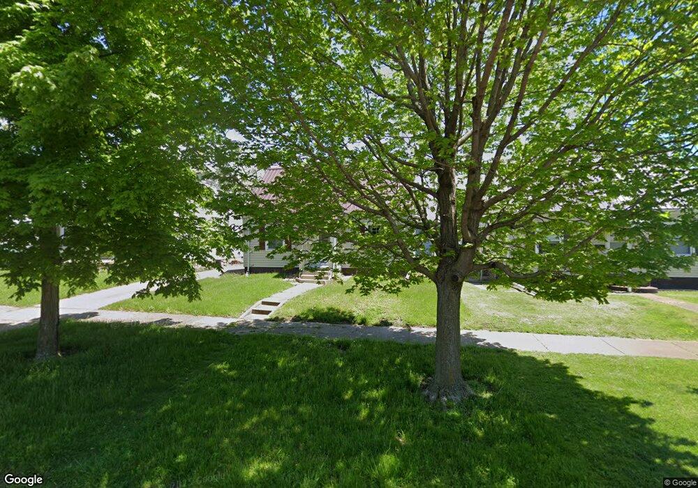 628 S 15th St, Mattoon, IL 61938 - photo 1