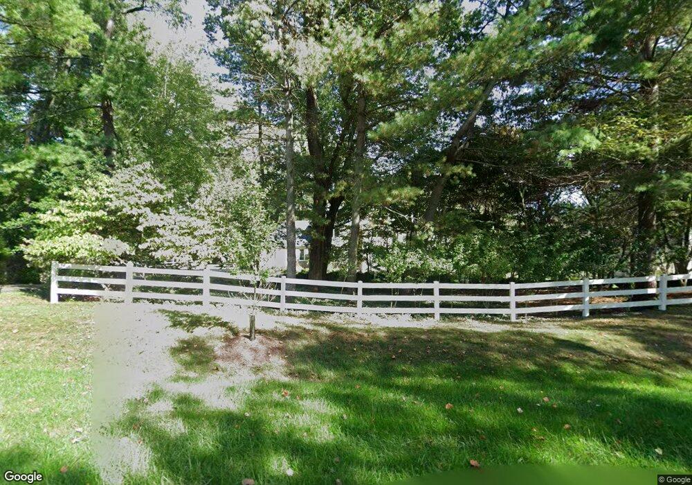 9020 Holly Leaf Ln, Bethesda, MD 20817 - photo 1