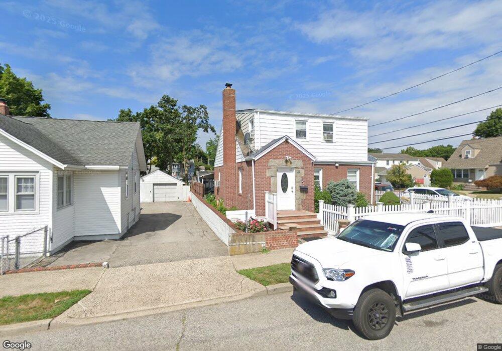 69 Mckinley Ave, Franklin Square, NY 11010 - photo 1