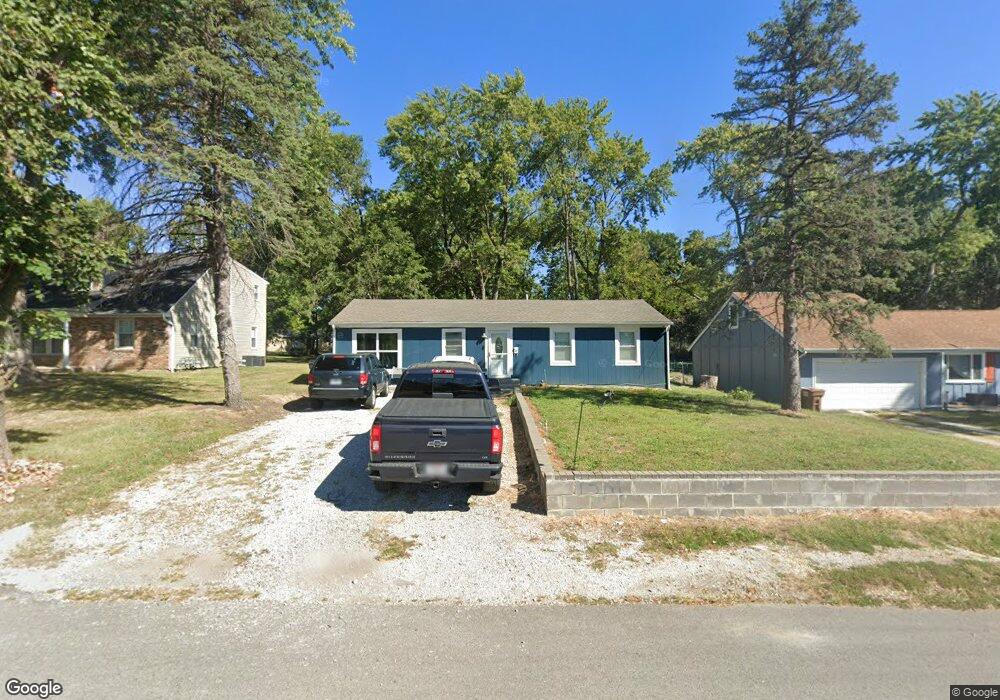 1301 NW Knox St, Blue Springs, MO 64015 - photo 1