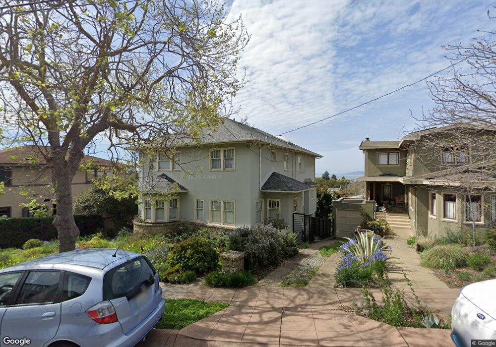 912 Mendocino Ave, Berkeley, CA 94707 - photo 1