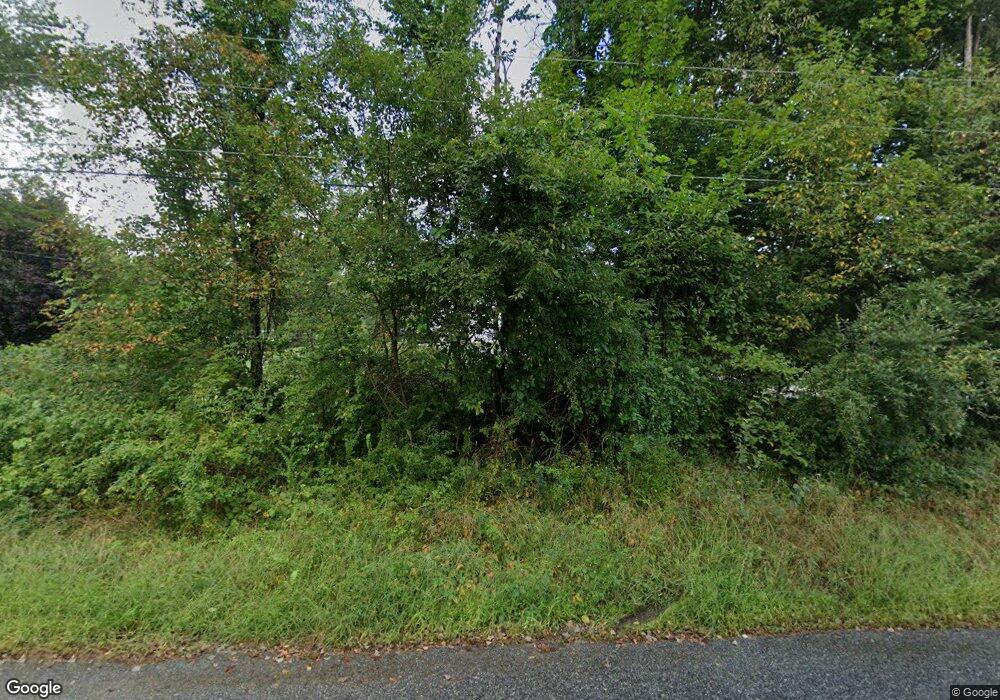 314 Dearborn Rd, Pembroke, NH 03275 - photo 1